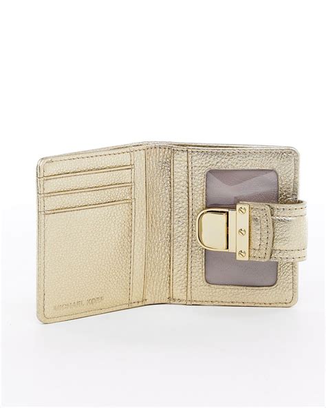 michael kors wallet with lots of card slots|michael kors small wallet sale.